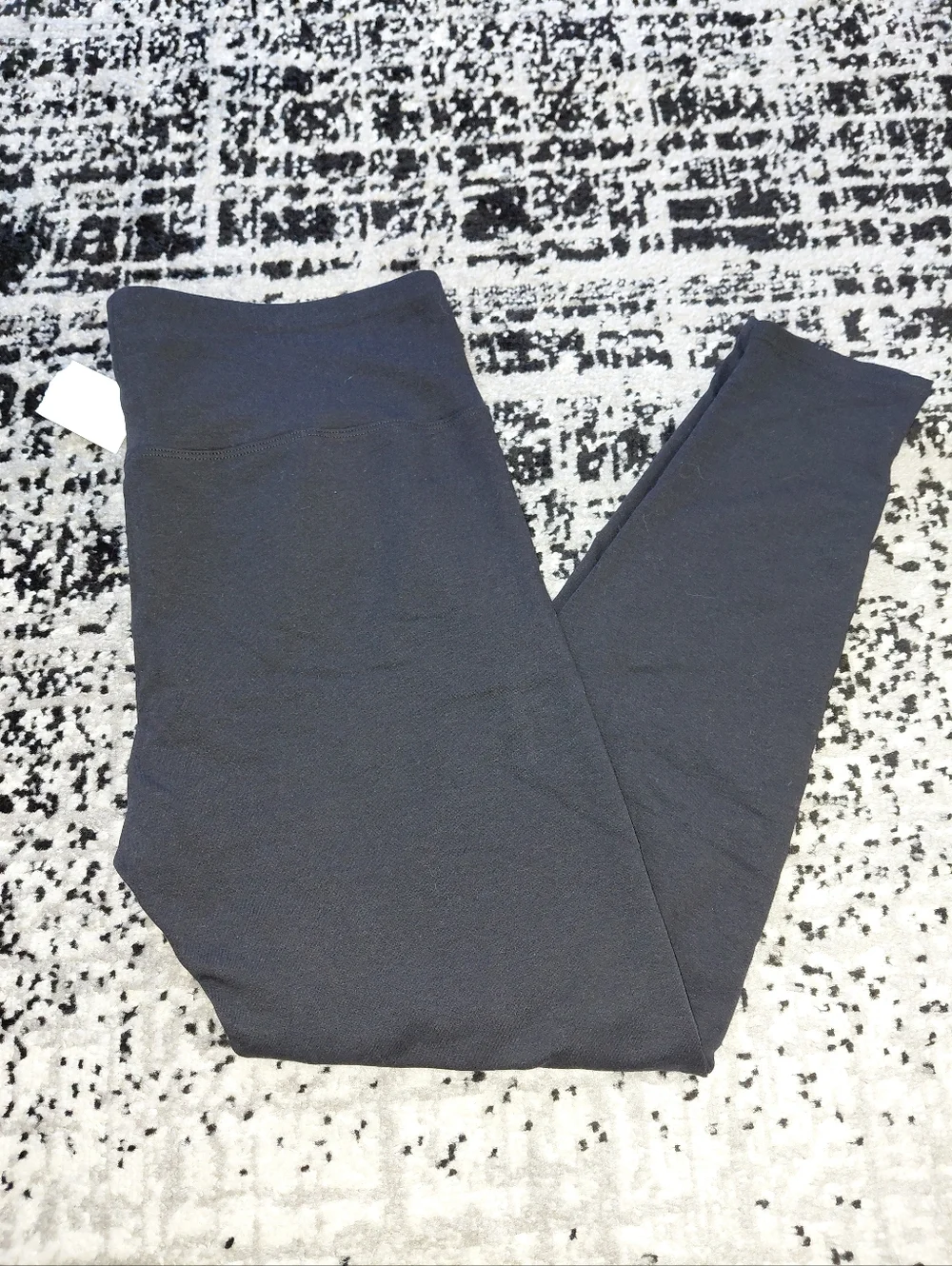 Eileen Fisher Cozy “Hug” High-Waisted Leggings Black M NWT | Luxe Loungewear